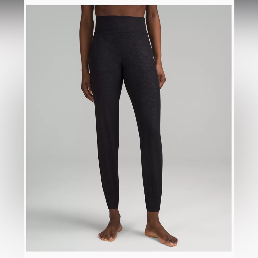Lululemon High Waisted Align Jogger Size 4